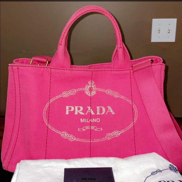 Prada Canapa - Picture 2 of 3